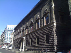 Palazzo Orsini di Gravina, Napoli
